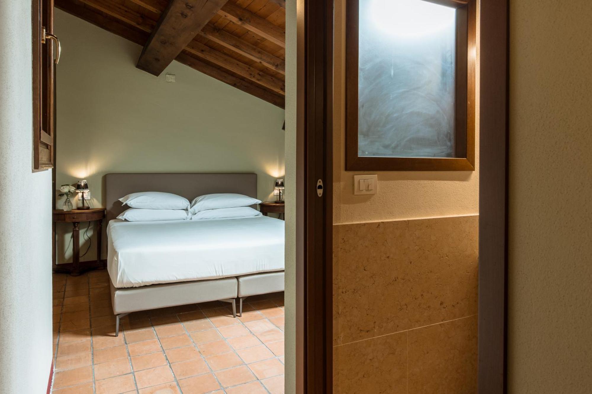 Osteria Luxury Apartments Peschiera del Garda Kültér fotó